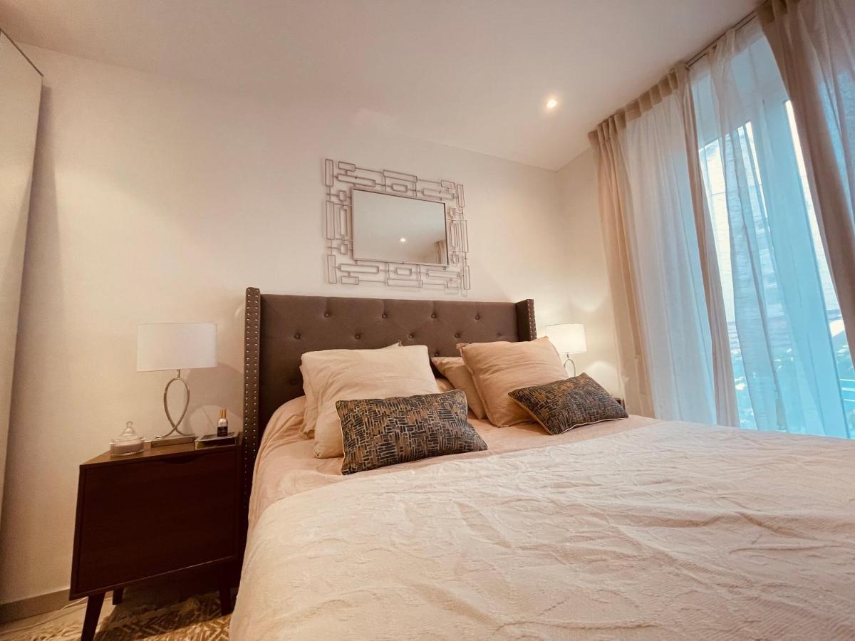 Nice Renting - Paganini - Spacious Apartment - 2 Bedrooms - King Bed - Bathtub - Heart Of Nisa Exterior foto