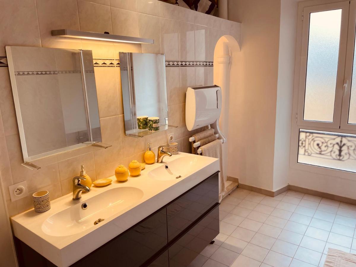 Nice Renting - Paganini - Spacious Apartment - 2 Bedrooms - King Bed - Bathtub - Heart Of Nisa Exterior foto