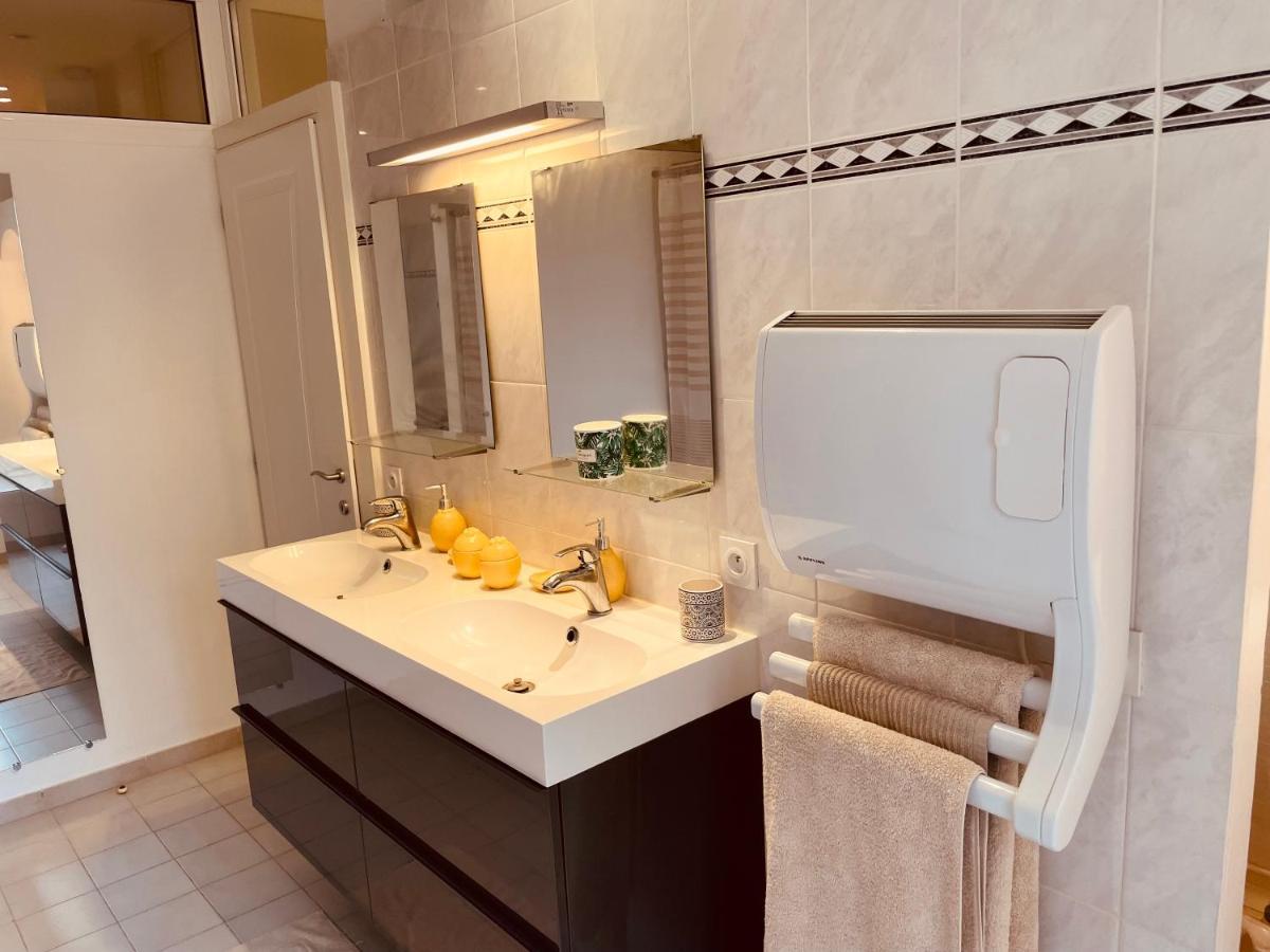 Nice Renting - Paganini - Spacious Apartment - 2 Bedrooms - King Bed - Bathtub - Heart Of Nisa Exterior foto