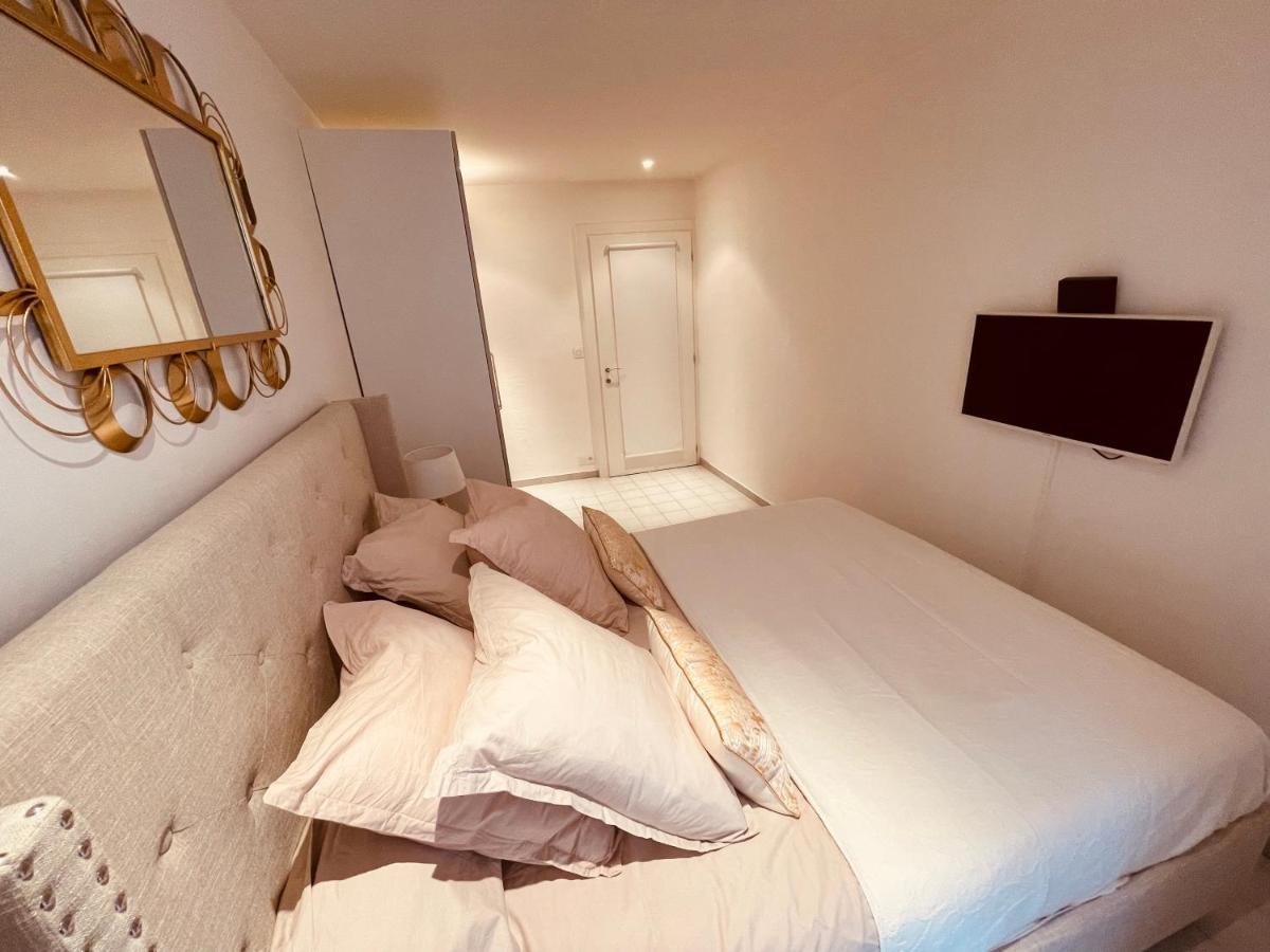 Nice Renting - Paganini - Spacious Apartment - 2 Bedrooms - King Bed - Bathtub - Heart Of Nisa Exterior foto